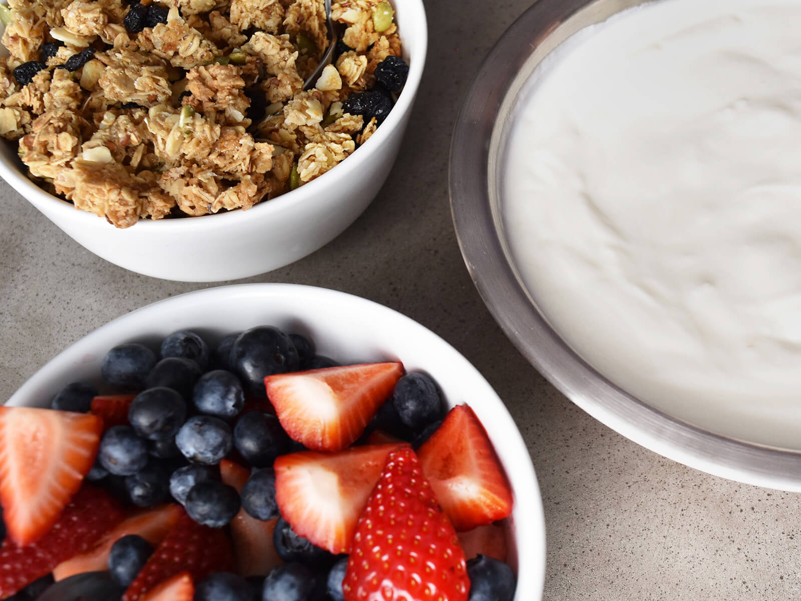 Fresh Berries & Yogurt Bar